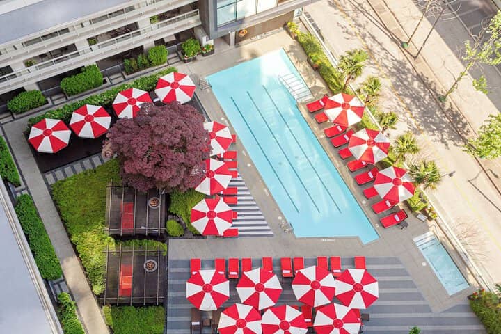 Pool 57 of 137